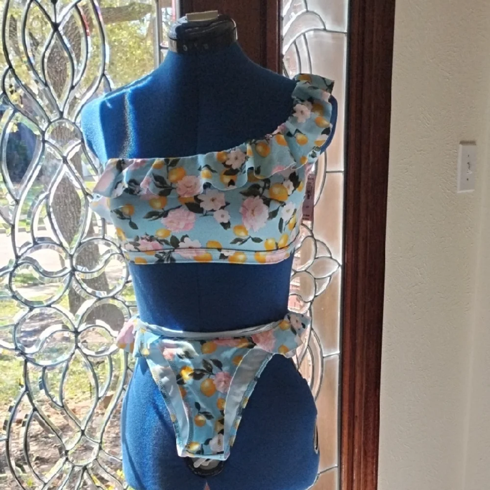 Victoria's Secret Light Blue Floral Ruffle Bikini Top with Lemon Accents